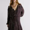 Vestido midi con estampado de rayas
