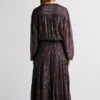 Vestido midi con estampado de rayas
