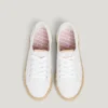 Zapatillas clásicas con detalles bordados Zapatillas clásicas con detalles bordados