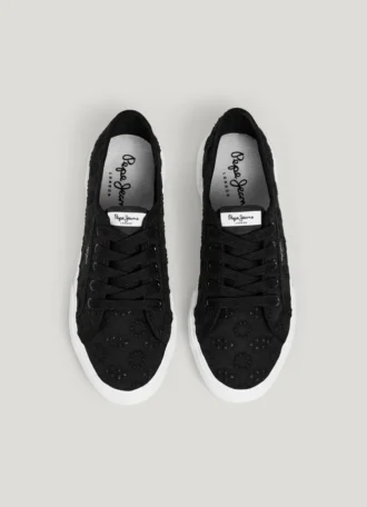 Zapatillas clásicas con detalles bordados – Brady