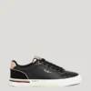 Zapatillas clásicas con detalles de ante