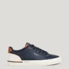 Zapatillas clásicas con detalles de ante