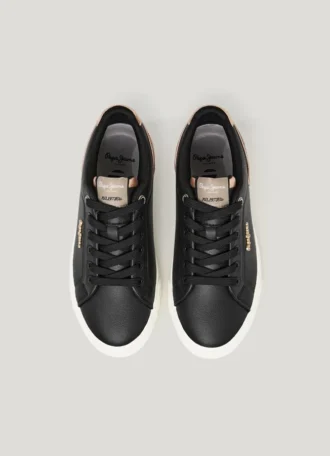 Zapatillas clásicas con detalles de ante