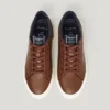 Zapatillas clásicas con detalles de ante