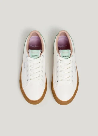 Zapatillas clásicas con detalles de ante