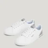 Zapatillas clásicas con detalles de ante