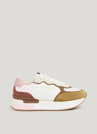 Zapatillas con plataforma combinada
