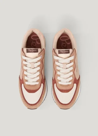 Zapatillas con plataforma combinada