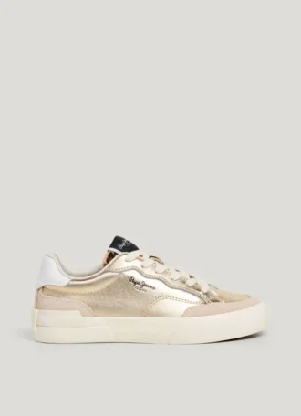 Zapatillas doradas con detalles de estampado animal