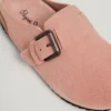 Zuecos de ante